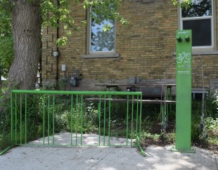 Bike repair station